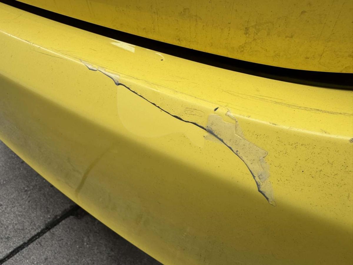 Skoda Fabia 2 original Sto&szlig;stange Stossf&auml;nger hinten LF1F Gelb Kombi Bj.2009